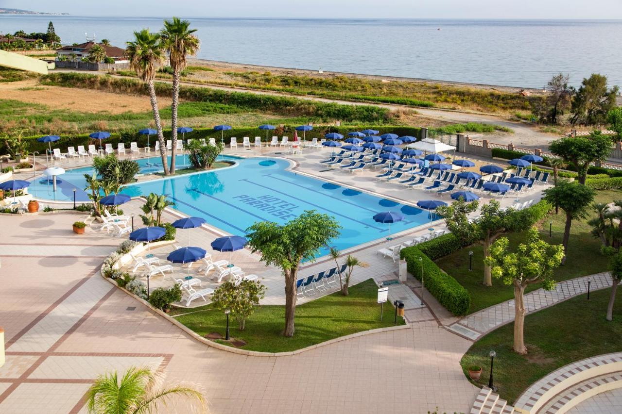Hotel Village Paradise Marina di Mandatoriccio Esterno foto