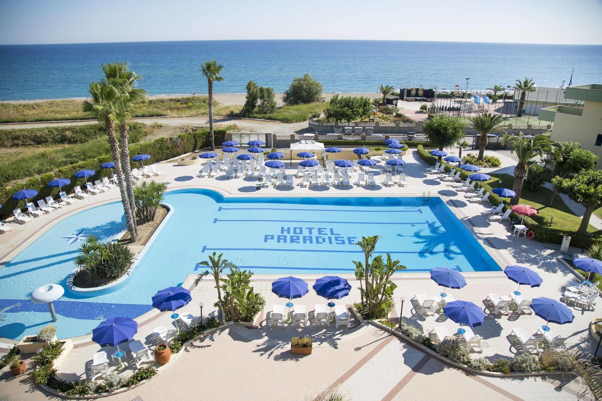 Hotel Village Paradise Marina di Mandatoriccio Esterno foto