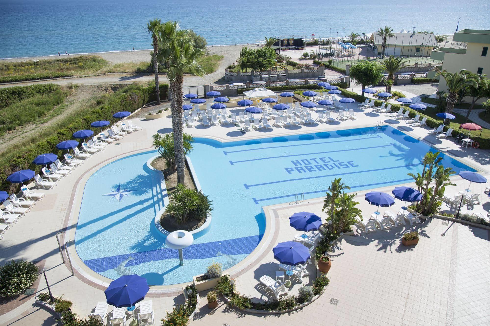 Hotel Village Paradise Marina di Mandatoriccio Esterno foto